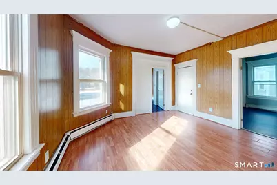 98 Glen Street, New Britain, CT 06051 - Photo 2