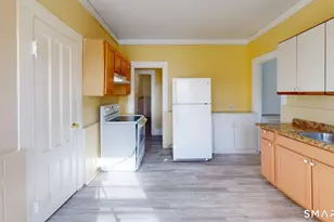 98 Glen St, New Britain, CT 06051 - Photo 4