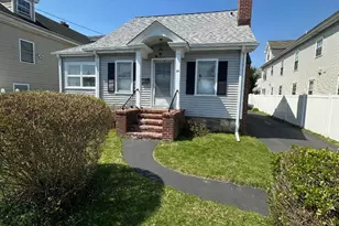 28 Hobbie St, Stamford, CT 06902 - Photo 2