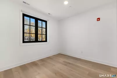 100 East Putnam Avenue #301, Greenwich, CT 06807 - Photo 32