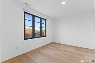 100 E Putnam Ave, Greenwich, CT 06807 - Photo 8
