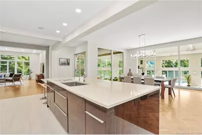 345 Governors Lane, Fairfield, CT 06824 - Photo 10