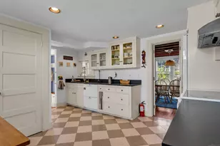 27 Ridgewood Ave, Madison, CT 06443 - Photo 12