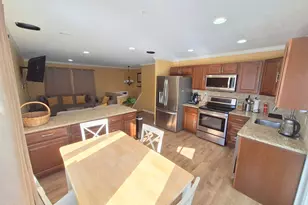 130 Celentano Dr, Naugatuck, CT 06770 - Photo 4