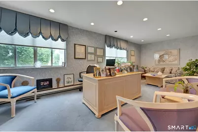27 Oak Street, Stamford, CT 06905 - Photo 8