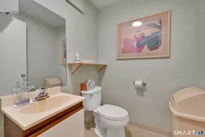 27 Oak Street, Stamford, CT 06905 - Photo 6