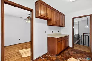 80 Flower Dr, Hamden, CT 06518 - Photo 8