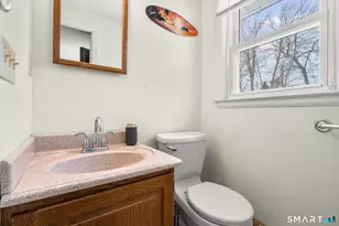 121 Village St, Bristol, CT 06010 - Photo 14