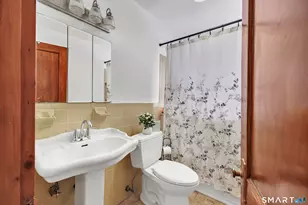 823 Nichols Ave, Stratford, CT 06614 - Photo 20