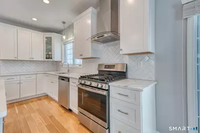 70 Jack English Drive, Middletown, CT 06457 - Photo 16