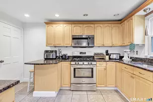 40 Carriage Path N, Milford, CT 06460 - Photo 14