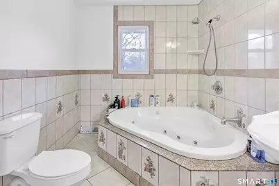 40 Carriage Path North #40, Milford, CT 06460 - Photo 18