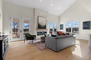 25 Summertime Cir, Stonington, CT 06379 - Photo 4