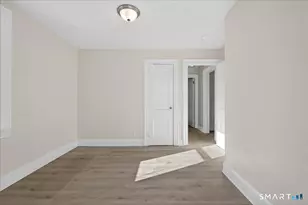 34 Bristol St, West Haven, CT 06516 - Photo 8