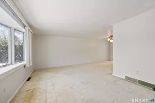 193 Plainfield Dr, Watertown, CT 06779 - Photo 10