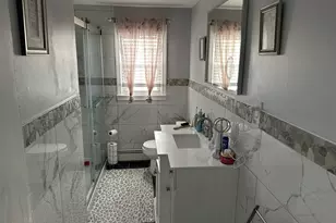 45 Swampscott St, West Haven, CT 06516 - Photo 12