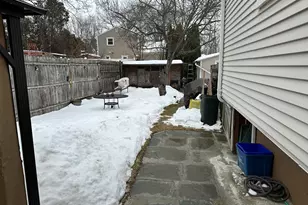 45 Swampscott St, West Haven, CT 06516 - Photo 4