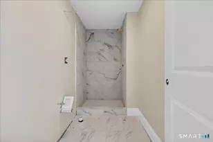 38 Bristol St, West Haven, CT 06516 - Photo 8