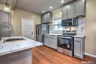 120 Smith St, Derby, CT 06418 - Photo 10