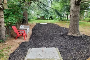 100 Spice Hill Dr, Meriden, CT 06451 - Photo 34