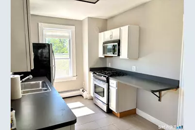 25 Westfield Avenue, Bridgeport, CT 06606 - Photo 4