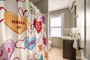 25 Westfield Ave, Bridgeport, CT 06606 - Photo 18