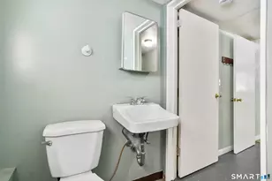 42 Carroll Rd, Hamden, CT 06517 - Photo 12