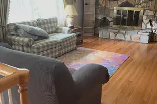 131 Old Elm Rd, Fairfield, CT 06825 - Photo 10