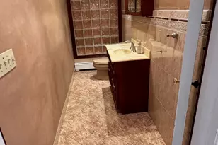 131 Old Elm Rd, Fairfield, CT 06825 - Photo 18