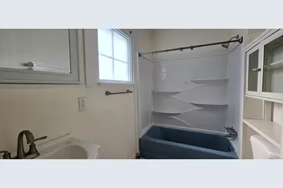 40 Maple Grove Avenue, Norwich, CT 06360 - Photo 10