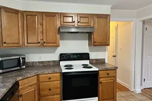 23 Pinewood Rd, Hamden, CT 06518 - Photo 4