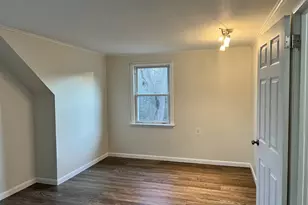 23 Pinewood Rd, Hamden, CT 06518 - Photo 20