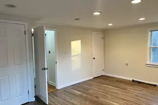 23 Pinewood Rd, Hamden, CT 06518 - Photo 14