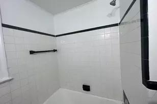 23 Pinewood Rd, Hamden, CT 06518 - Photo 12