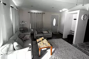 541 Park Ave, Bloomfield, CT 06002 - Photo 8