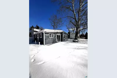 541 Park Avenue, Bloomfield, CT 06002 - Photo 2