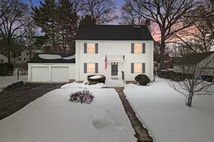 56 Craigmoor Rd, West Hartford, CT 06107 - Photo 1