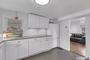 510 Reef Rd, Fairfield, CT 06824 - Photo 10