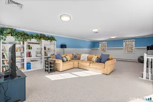 10 Foxwood Rd, Trumbull, CT 06611 - Photo 18