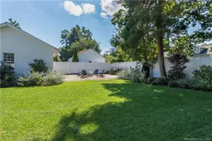 303 Wakeman Rd, Fairfield, CT 06824 - Photo 40