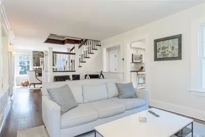 303 Wakeman Road, Fairfield, CT 06824 - Photo 10