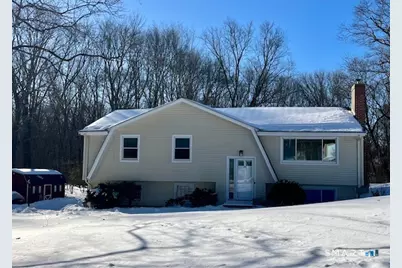 32 Latimer Drive, East Lyme, CT 06333 - Photo 2