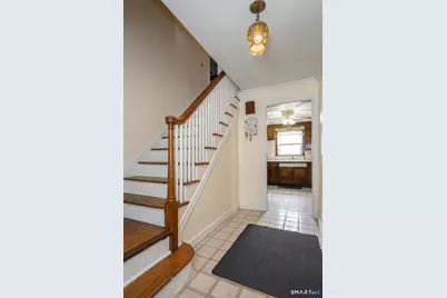 39 Burlington Street, Hartford, CT 06112 - Photo 4