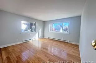 55 Avery St, Stamford, CT 06902 - Photo 6