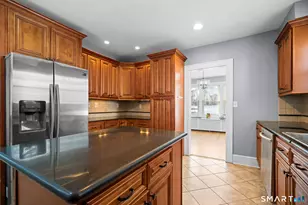 41 Park Pl, Meriden, CT 06451 - Photo 20