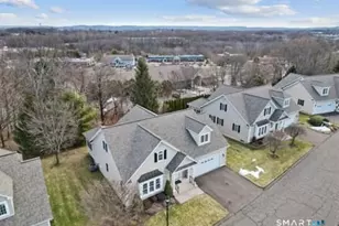 9 Dogwood Ct, Rocky Hill, CT 06067 - Photo 4