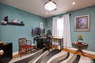 35 Querida St, Bridgeport, CT 06604 - Photo 32