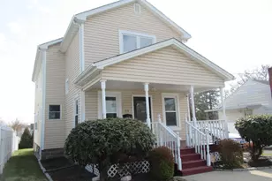 35 Querida St, Bridgeport, CT 06604 - Photo 2