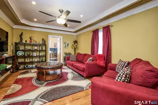 35 Querida St, Bridgeport, CT 06604 - Photo 12