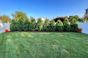 35 Querida St, Bridgeport, CT 06604 - Photo 6